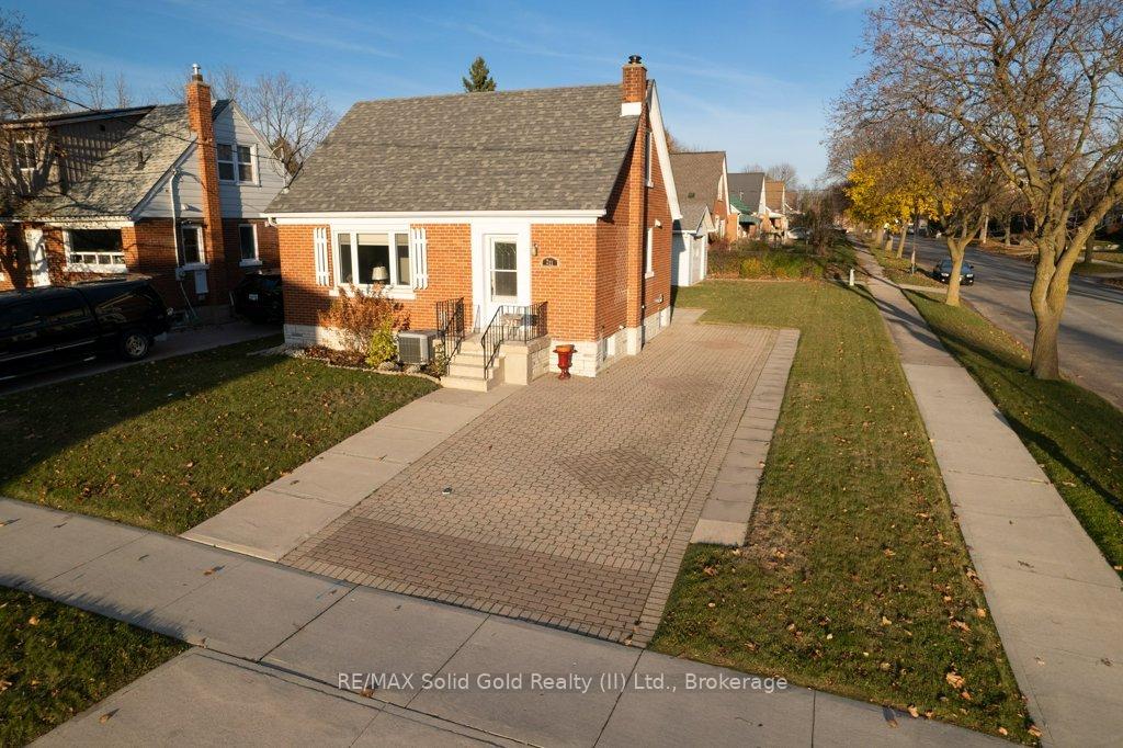 Photo 35 of 211 Lorne Avenue, Kitchener — HOMEH