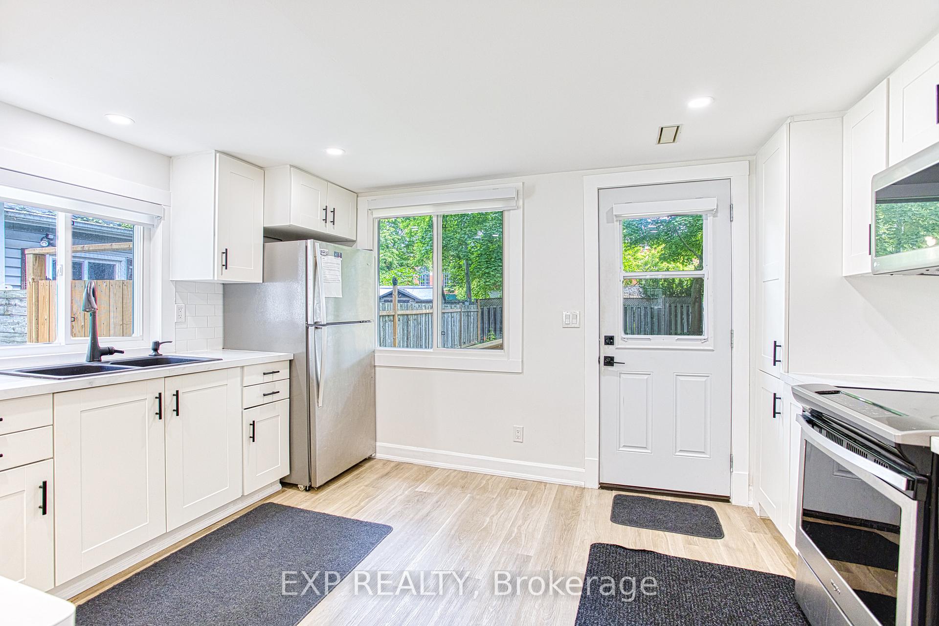 Photo 11 of 12 Napier Street, St. Catharines, Downtown — HOMEH