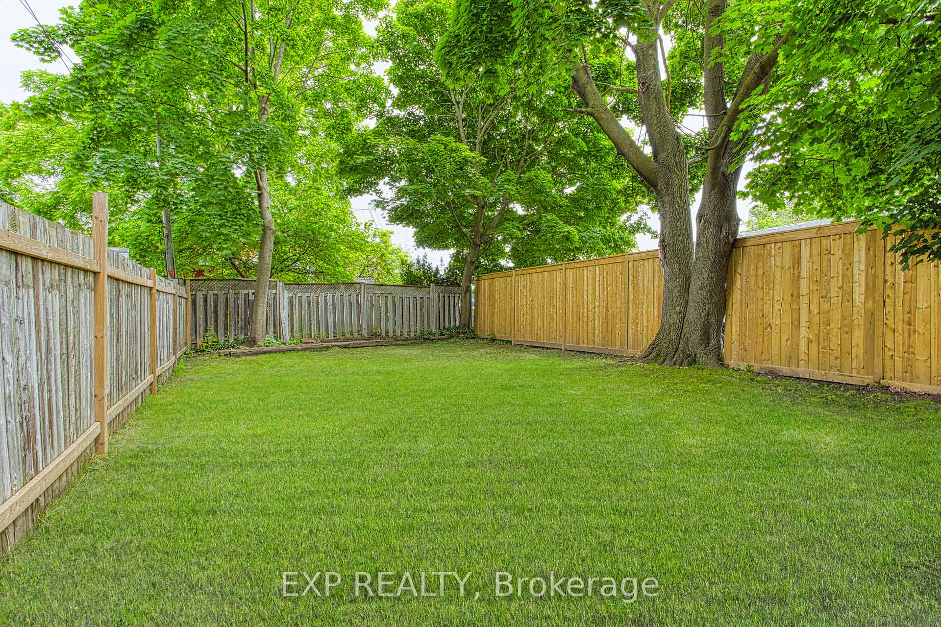 Photo 18 of 12 Napier Street, St. Catharines, Downtown — HOMEH