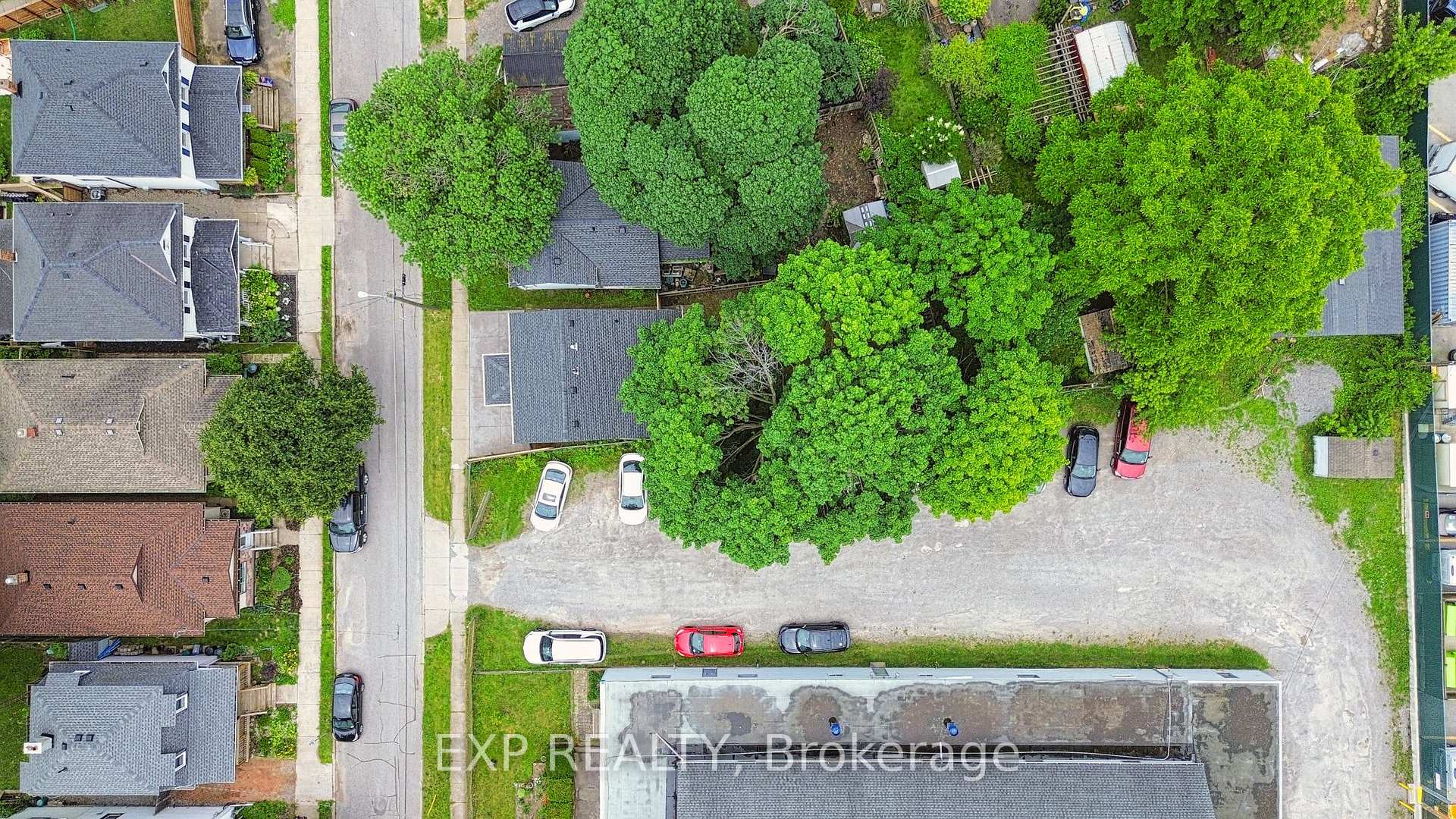 Photo 21 of 12 Napier Street, St. Catharines, Downtown — HOMEH