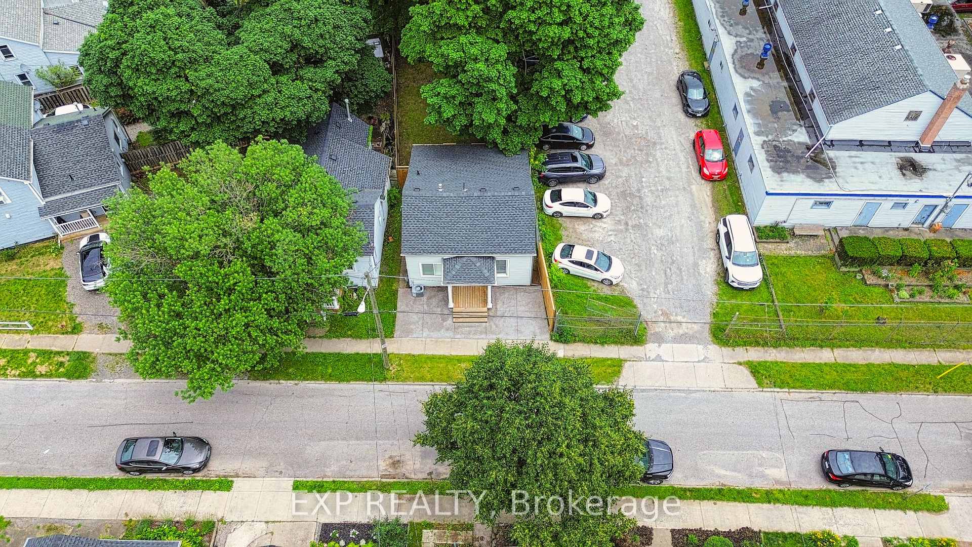 Photo 24 of 12 Napier Street, St. Catharines, Downtown — HOMEH