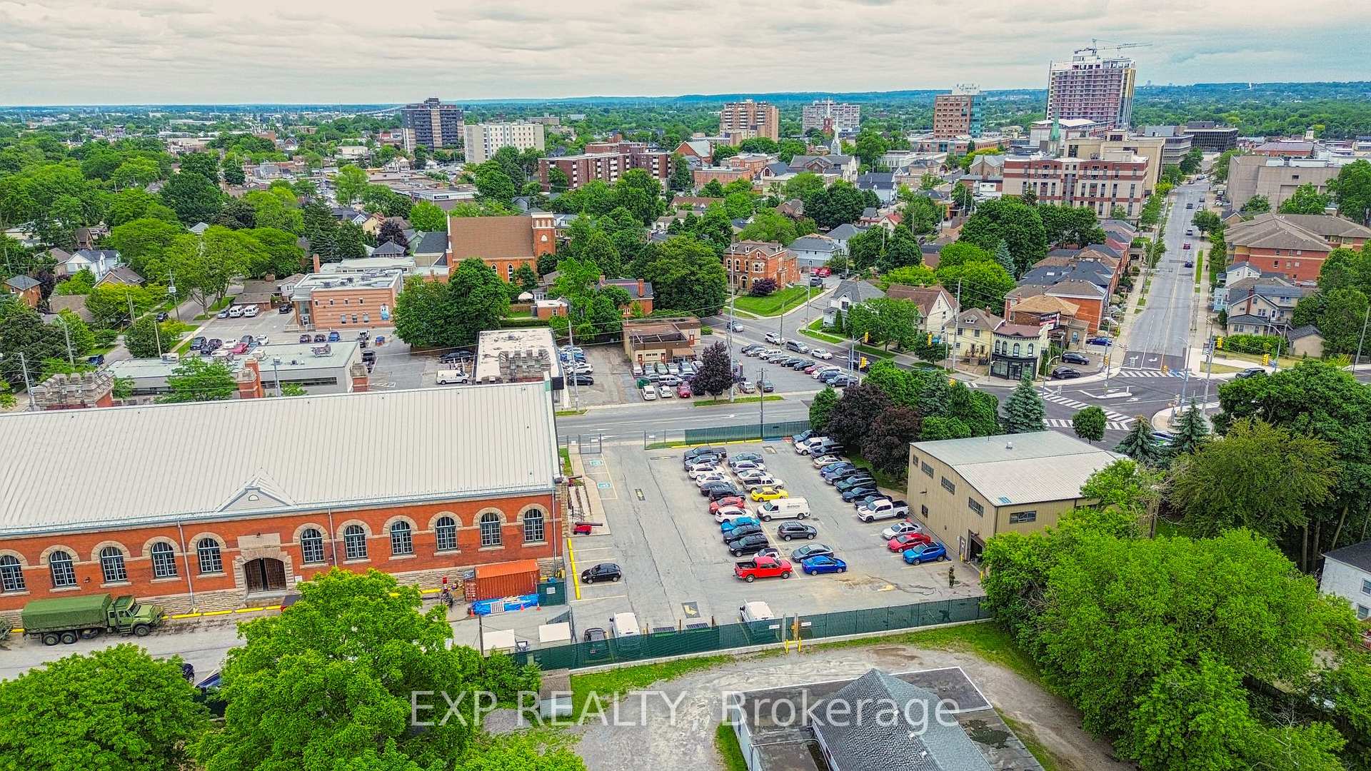 Photo 25 of 12 Napier Street, St. Catharines, Downtown — HOMEH