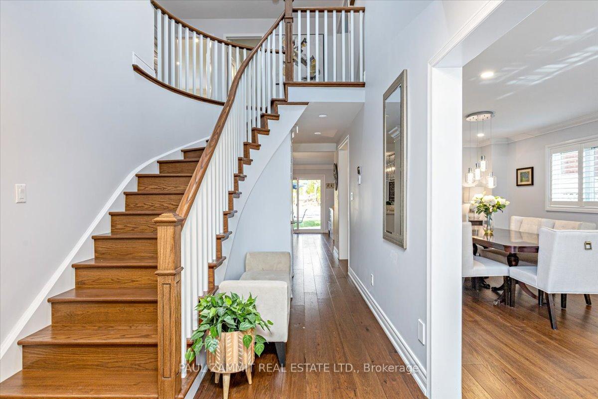 Photo 3 of 31 Bryant Road, Markham, Markham Village — HOMEH