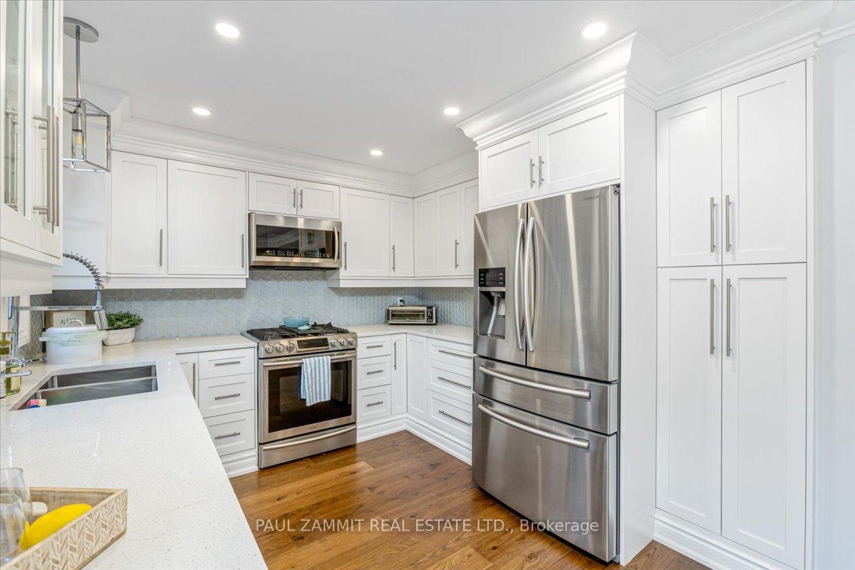 Photo 8 of 31 Bryant Road, Markham, Markham Village — HOMEH