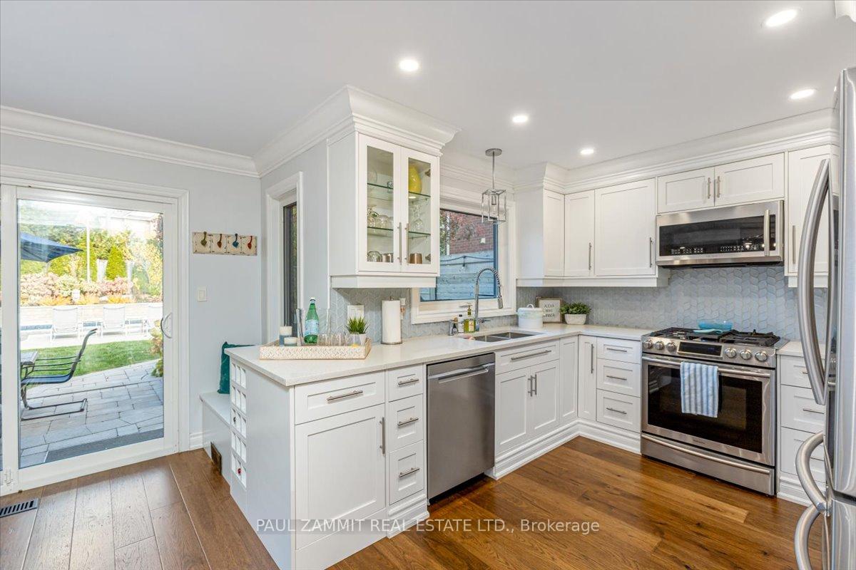 Photo 9 of 31 Bryant Road, Markham, Markham Village — HOMEH