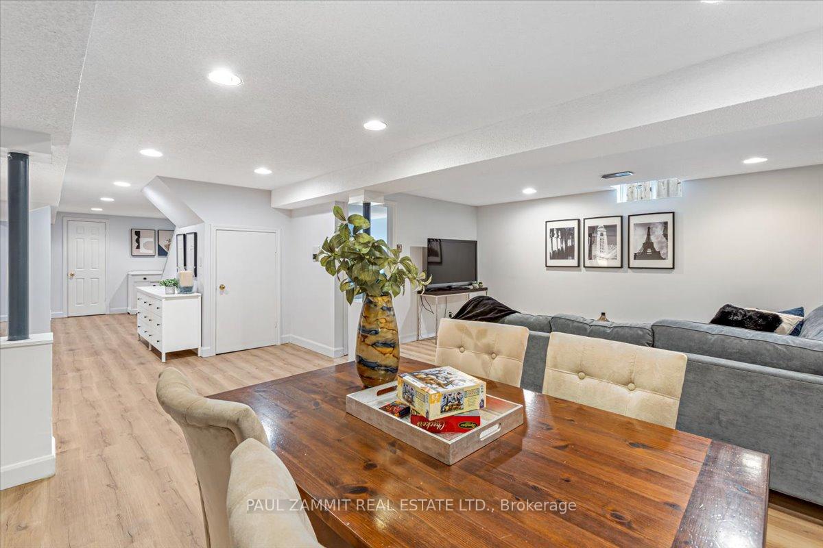 Photo 31 of 31 Bryant Road, Markham, Markham Village — HOMEH