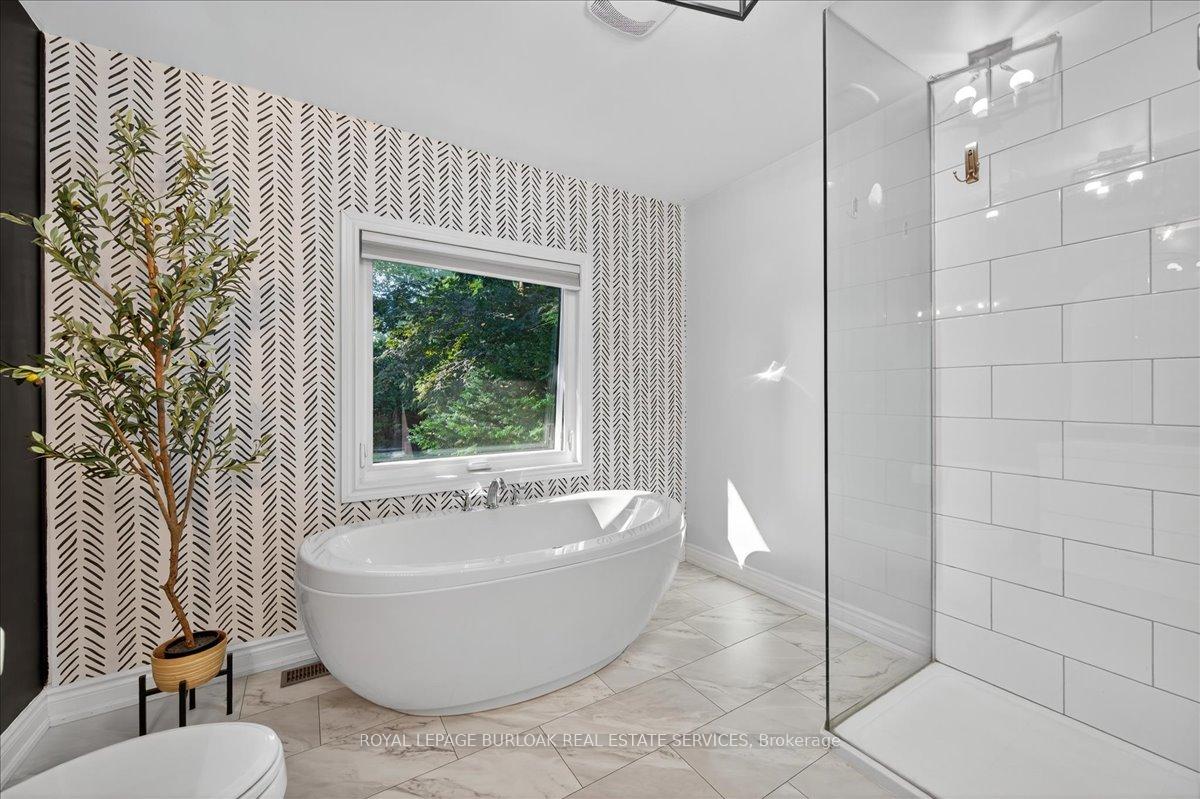 Photo 21 of 2189 Deyncourt Drive, Burlington, Brant — HOMEH