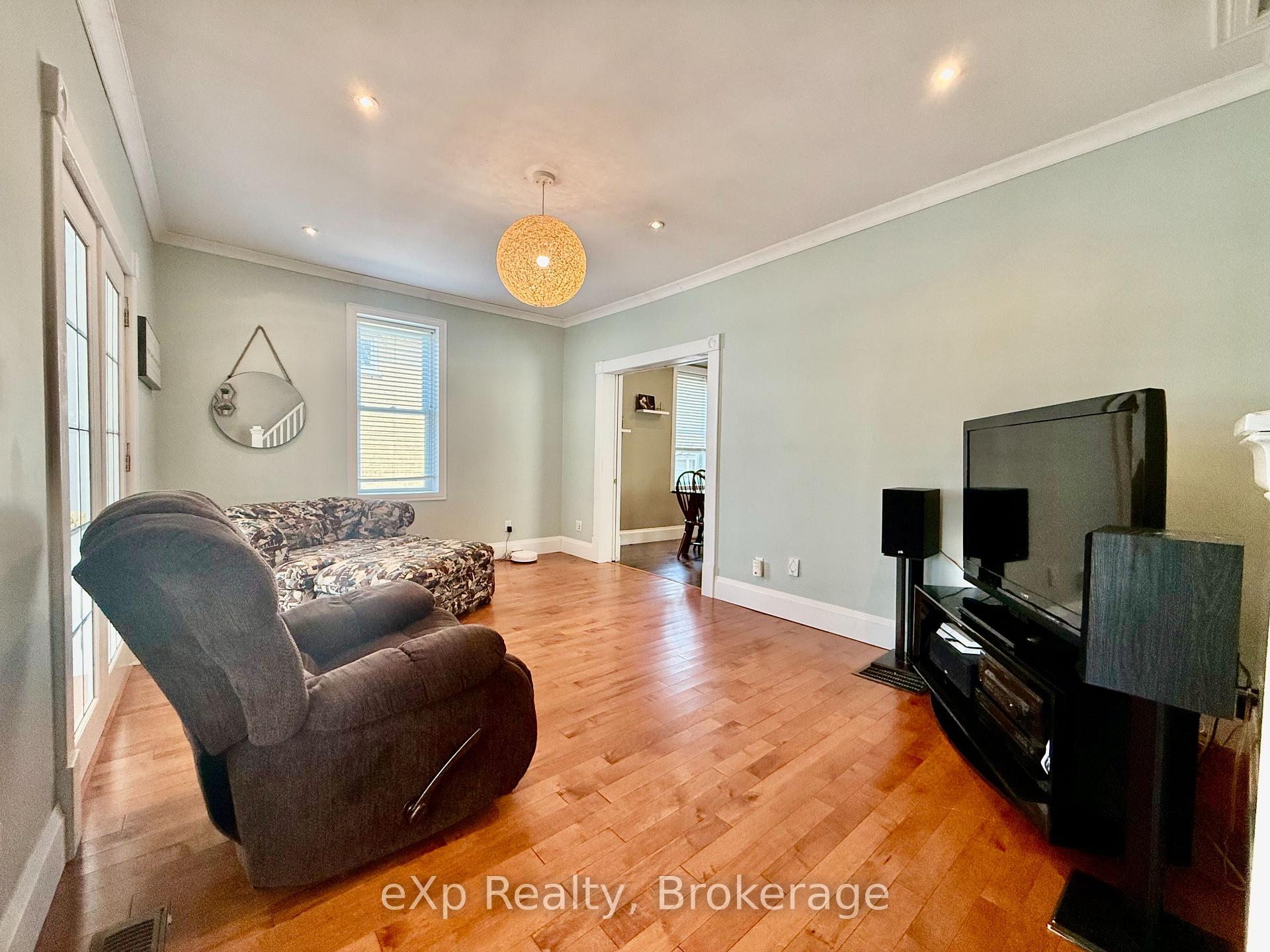 Photo 3 of 605 10th Avenue, Hanover — HOMEH