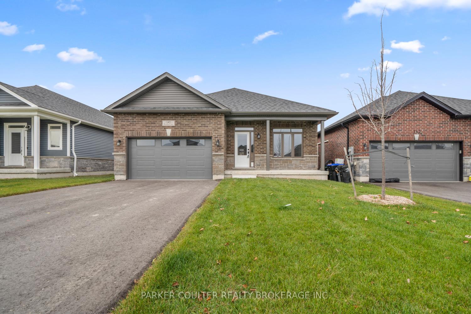 Photo 1 of 145 Ritchie Crescent, Springwater, Rural Springwater — HOMEH