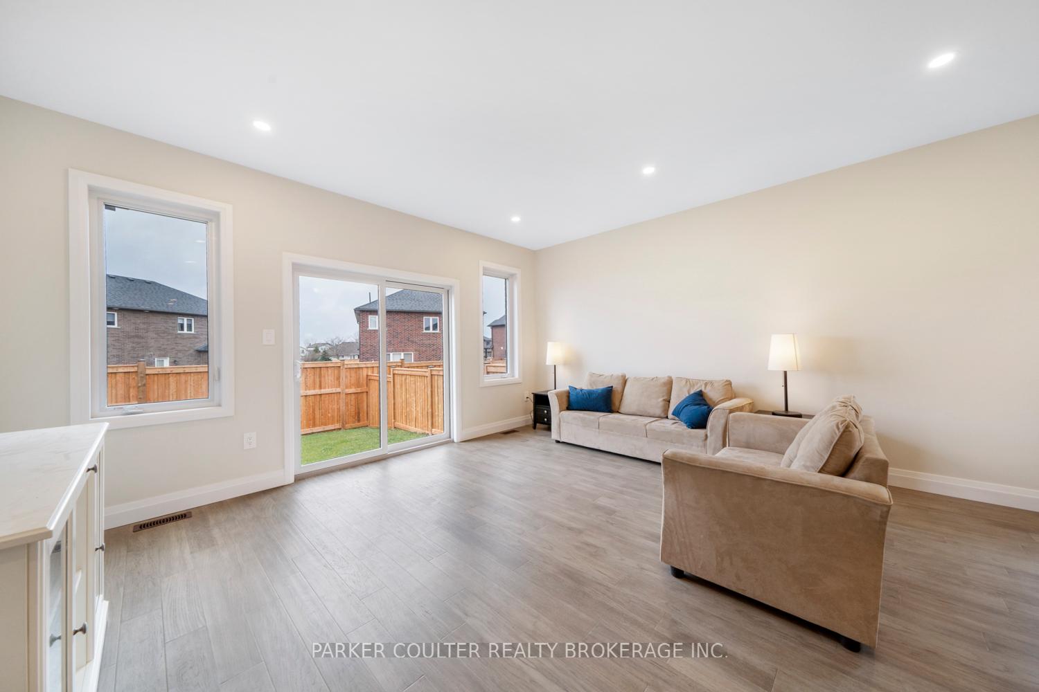 Photo 11 of 145 Ritchie Crescent, Springwater, Rural Springwater — HOMEH