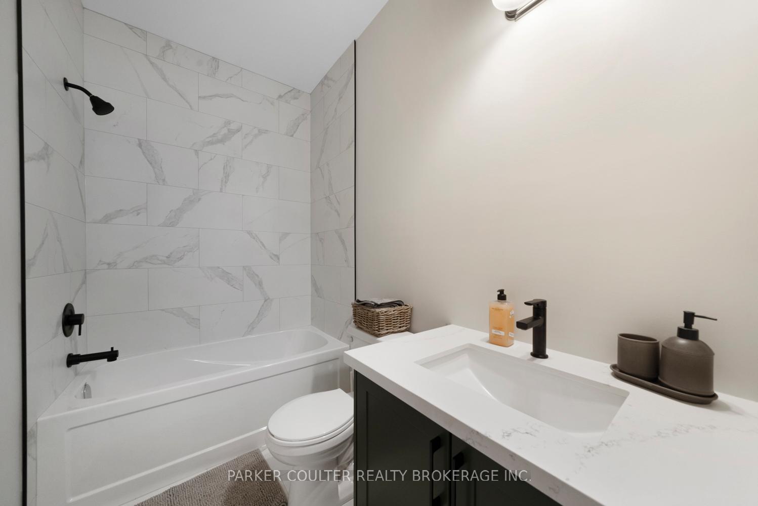 Photo 14 of 145 Ritchie Crescent, Springwater, Rural Springwater — HOMEH