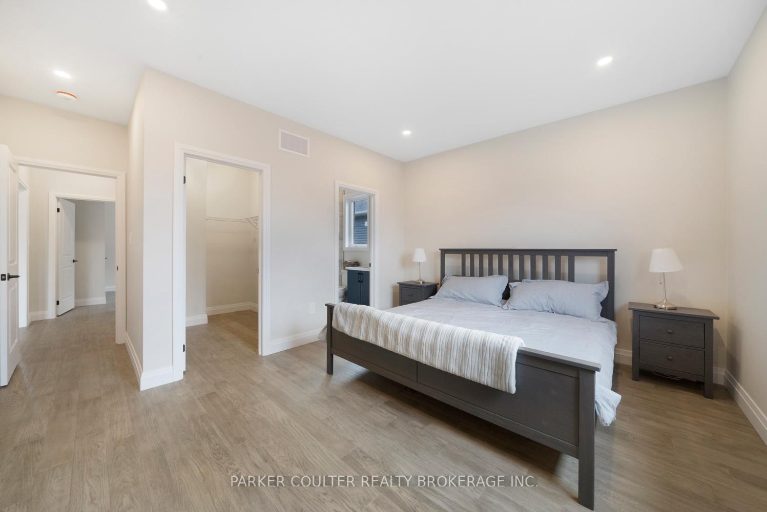 Photo 16 of 145 Ritchie Crescent, Springwater, Rural Springwater — HOMEH