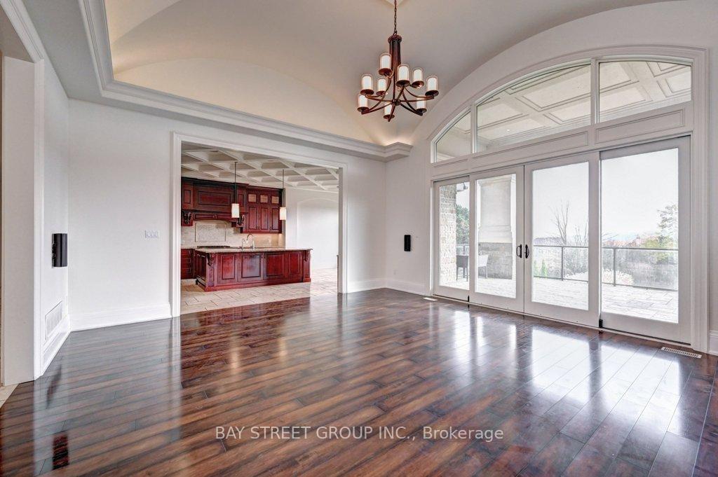 Photo 6 of 74 Paddock Court, Kitchener — HOMEH