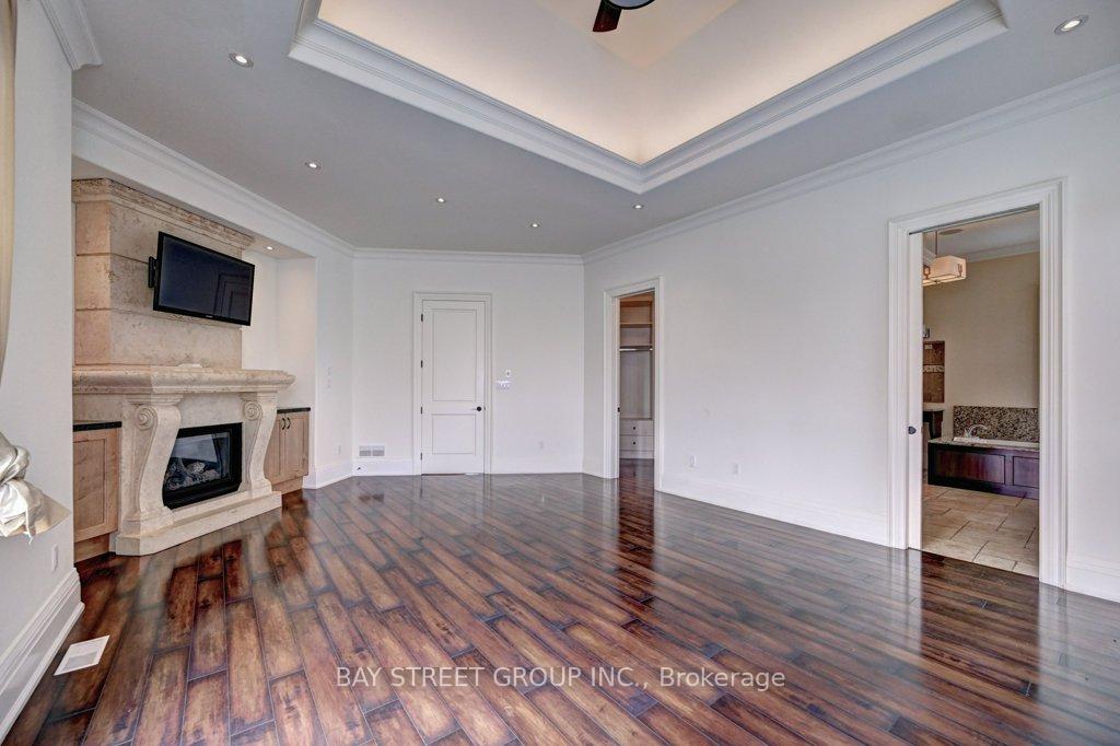 Photo 13 of 74 Paddock Court, Kitchener — HOMEH