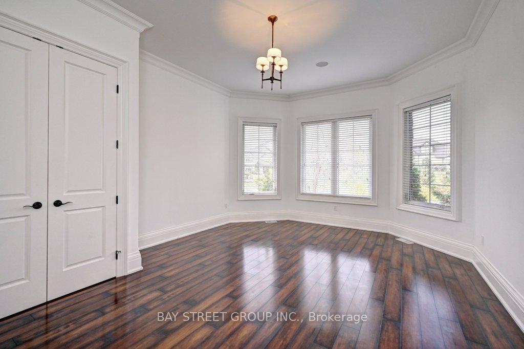 Photo 17 of 74 Paddock Court, Kitchener — HOMEH