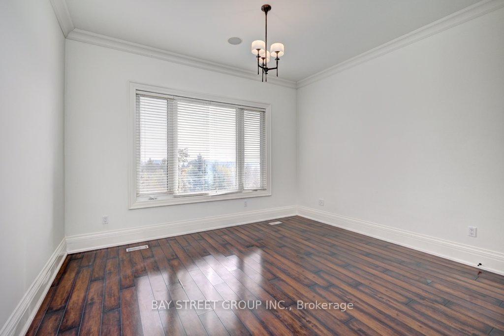 Photo 18 of 74 Paddock Court, Kitchener — HOMEH