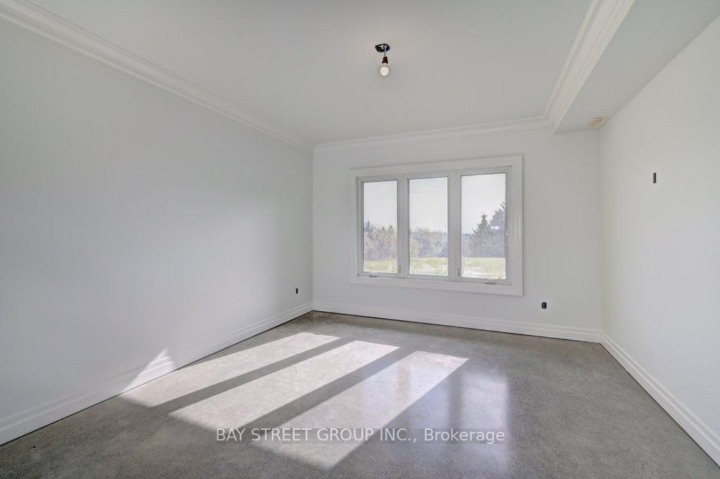 Photo 28 of 74 Paddock Court, Kitchener — HOMEH