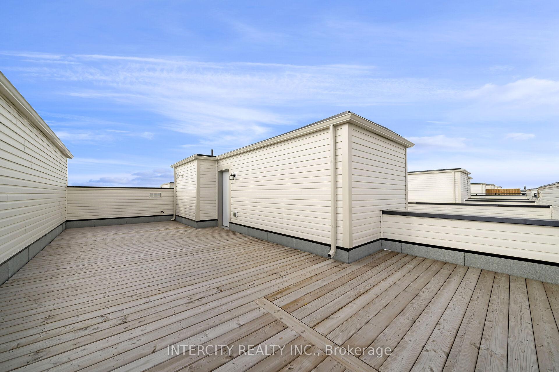 Photo 31 of 21 Alan Francis Lane, Markham, Cachet — HOMEH