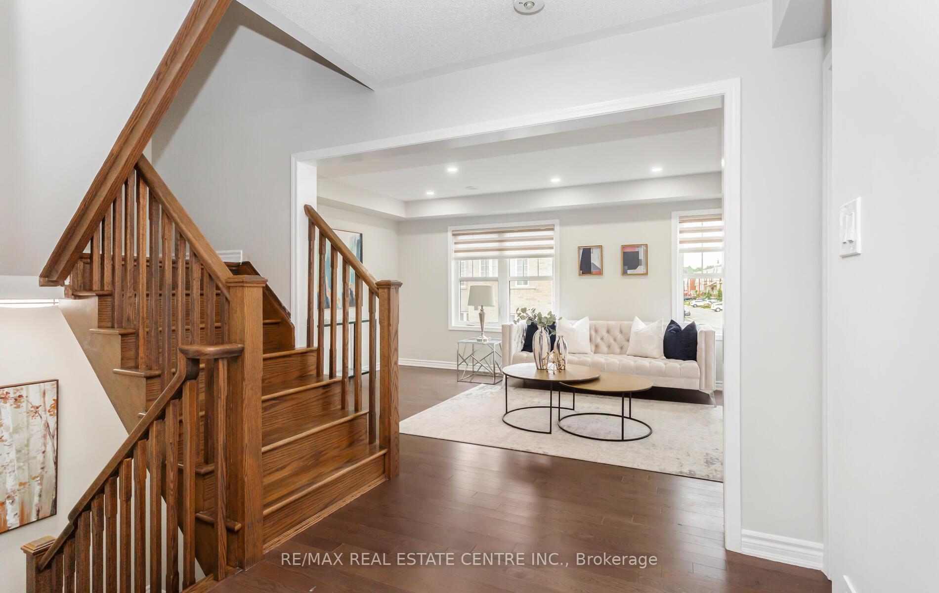 Photo 10 of 61 Stewardship Drive, Brampton, Northwest Brampton — HOMEH