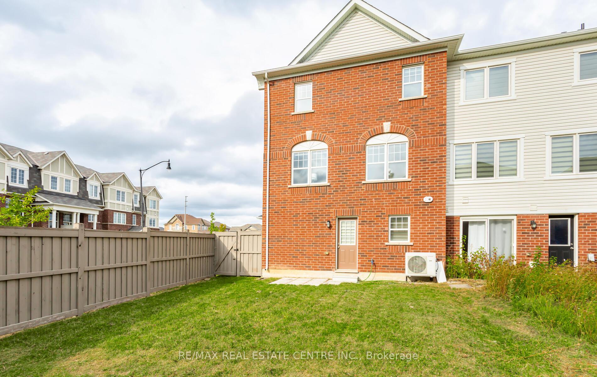 Photo 38 of 61 Stewardship Drive, Brampton, Northwest Brampton — HOMEH