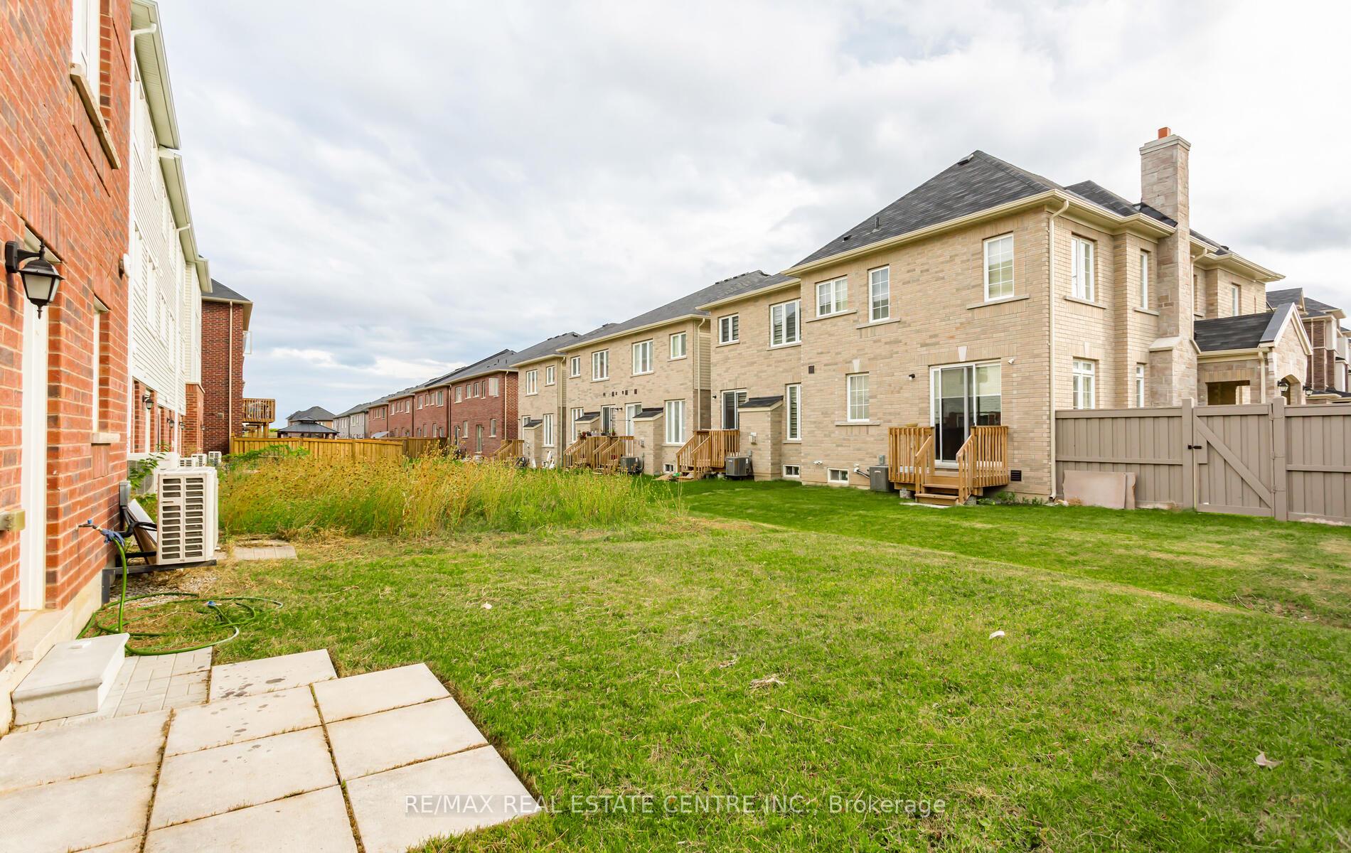 Photo 39 of 61 Stewardship Drive, Brampton, Northwest Brampton — HOMEH