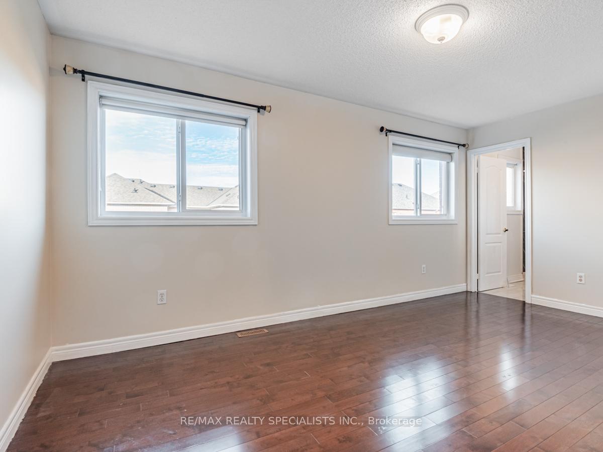 Photo 24 of Unit MAIN/2, 105 Windward Crescent, Vaughan, Vellore Village — HOMEH