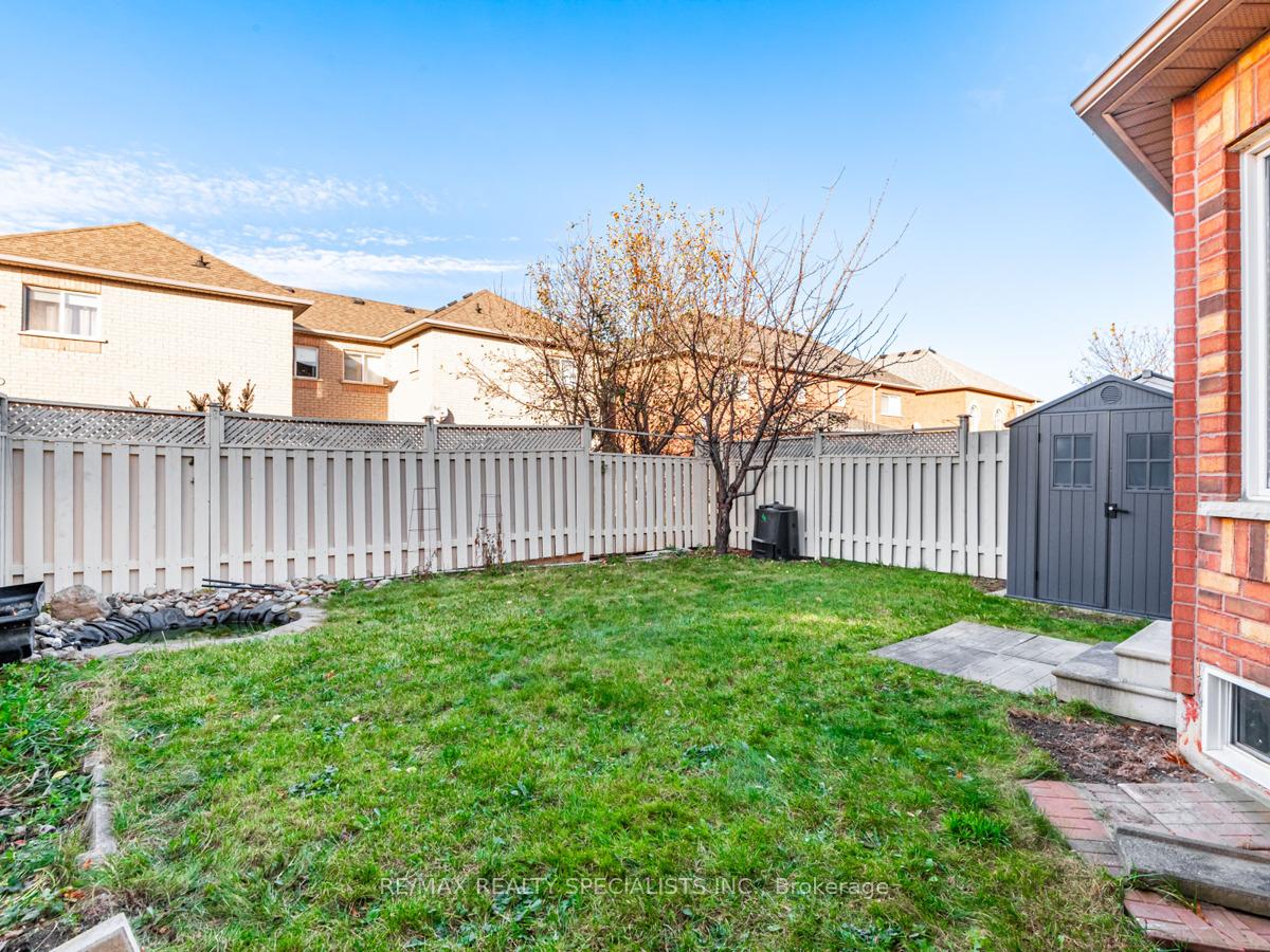 Photo 29 of Unit MAIN/2, 105 Windward Crescent, Vaughan, Vellore Village — HOMEH