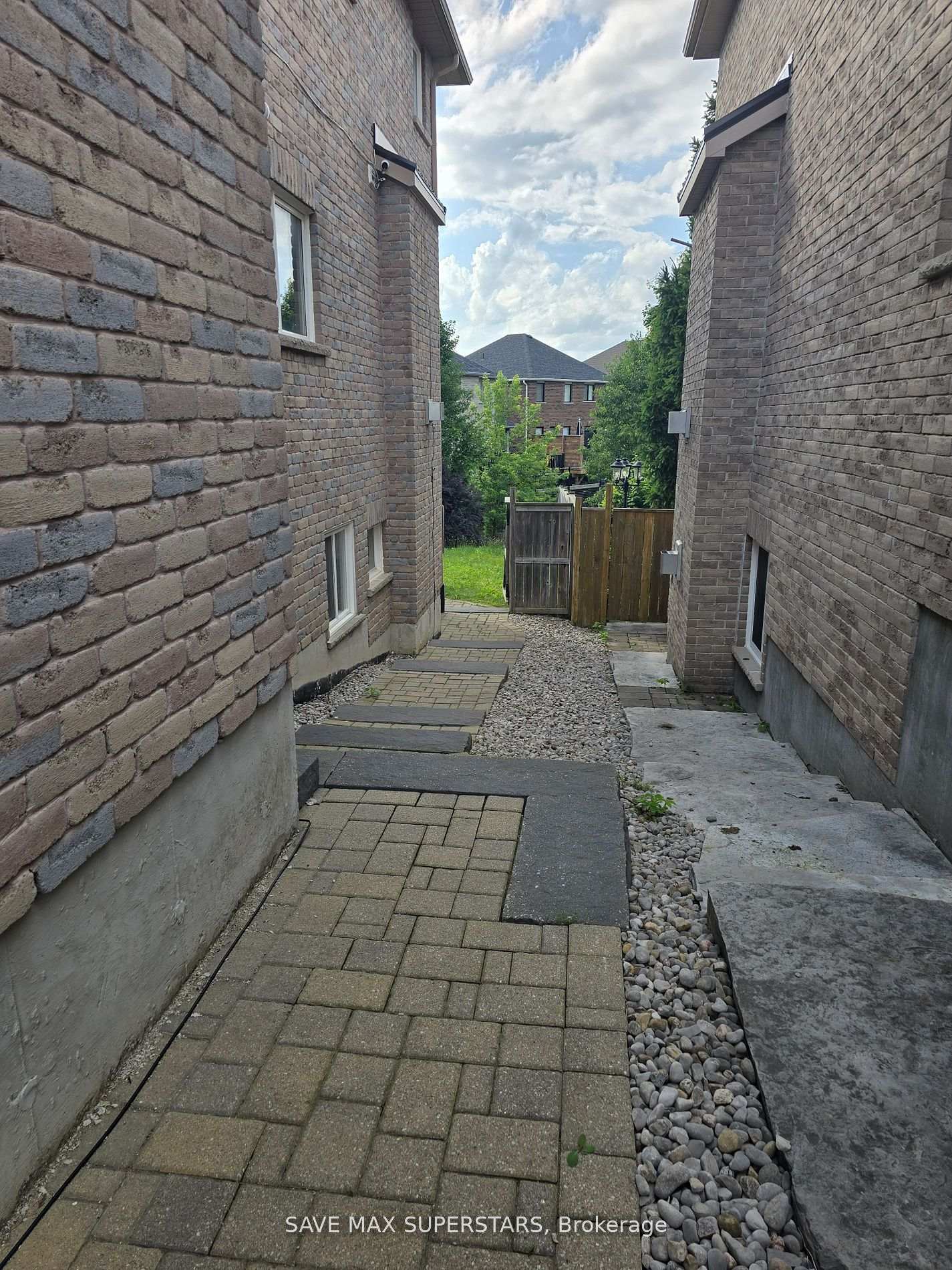Photo 25 of 116 Summerset Drive, Barrie, Ardagh — HOMEH