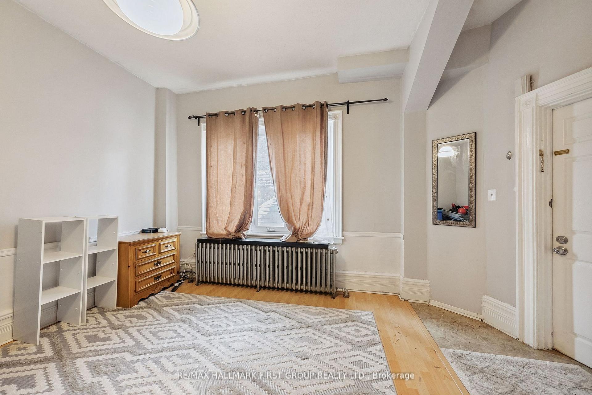Photo 12 of 26 Roselawn Avenue, Toronto, Yonge-Eglinton — HOMEH