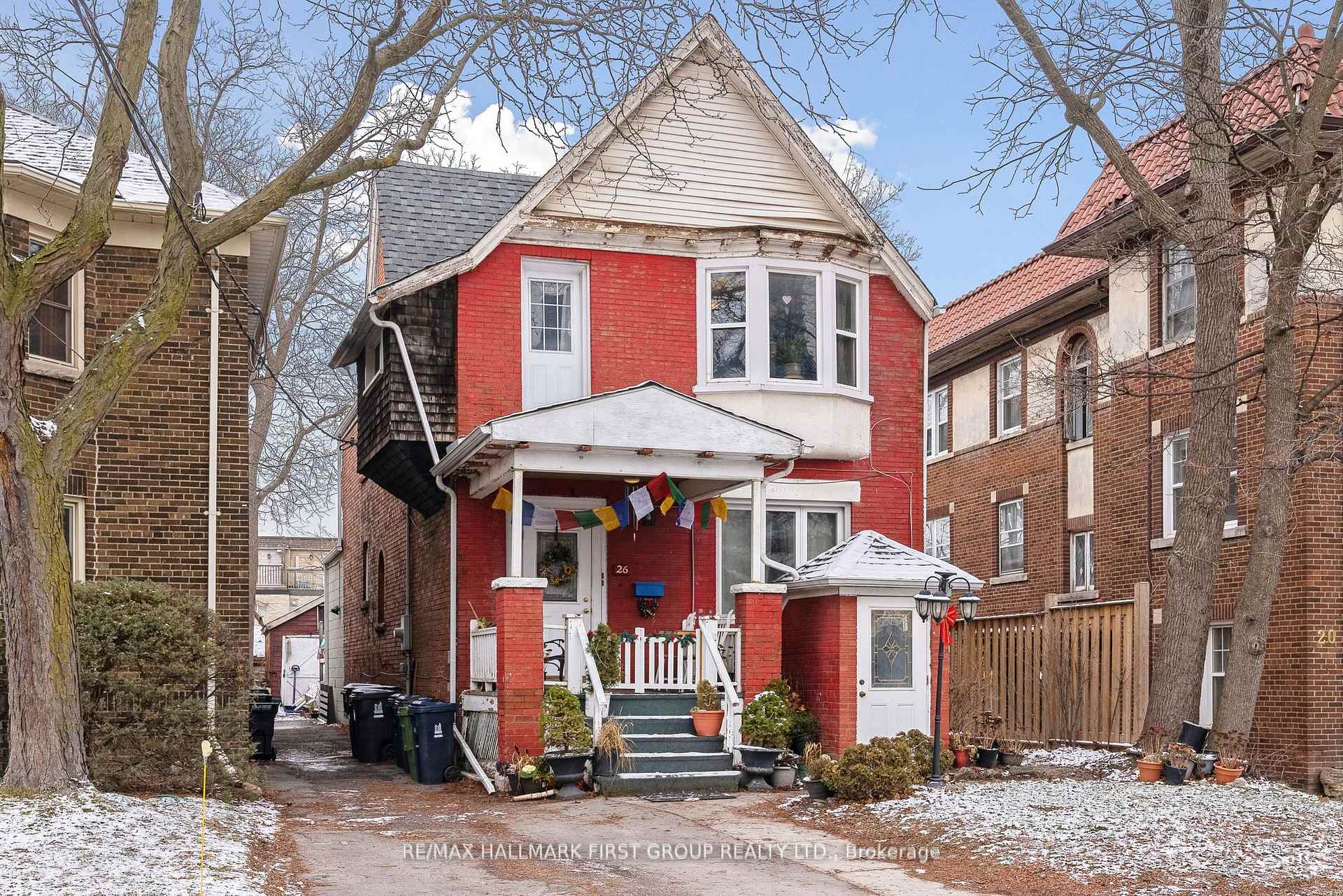 Photo 11 of 26 Roselawn Avenue, Toronto, Yonge-Eglinton — HOMEH