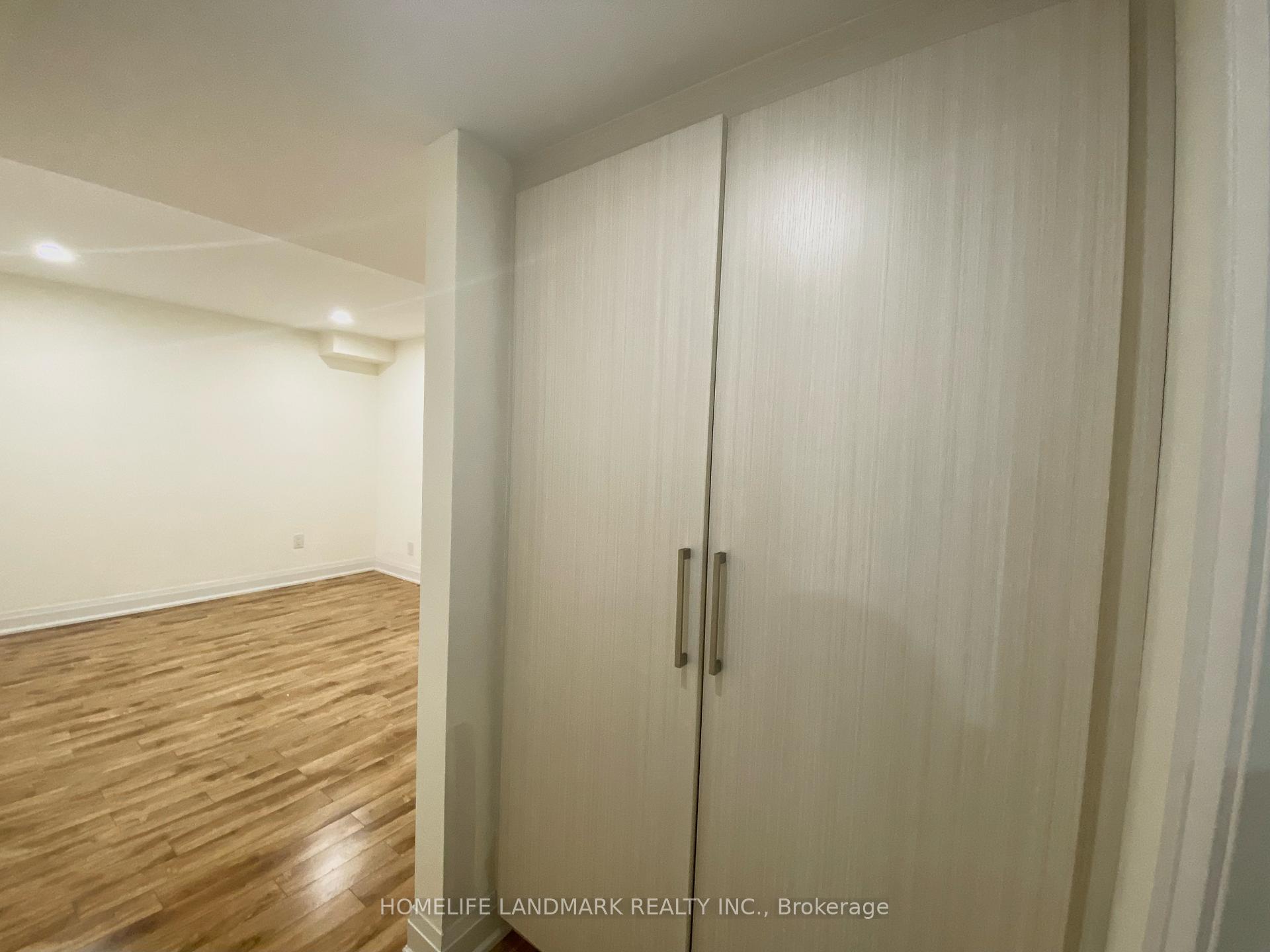 Photo 7 of 6 New Forest Square, Scarborough, Steeles — HOMEH