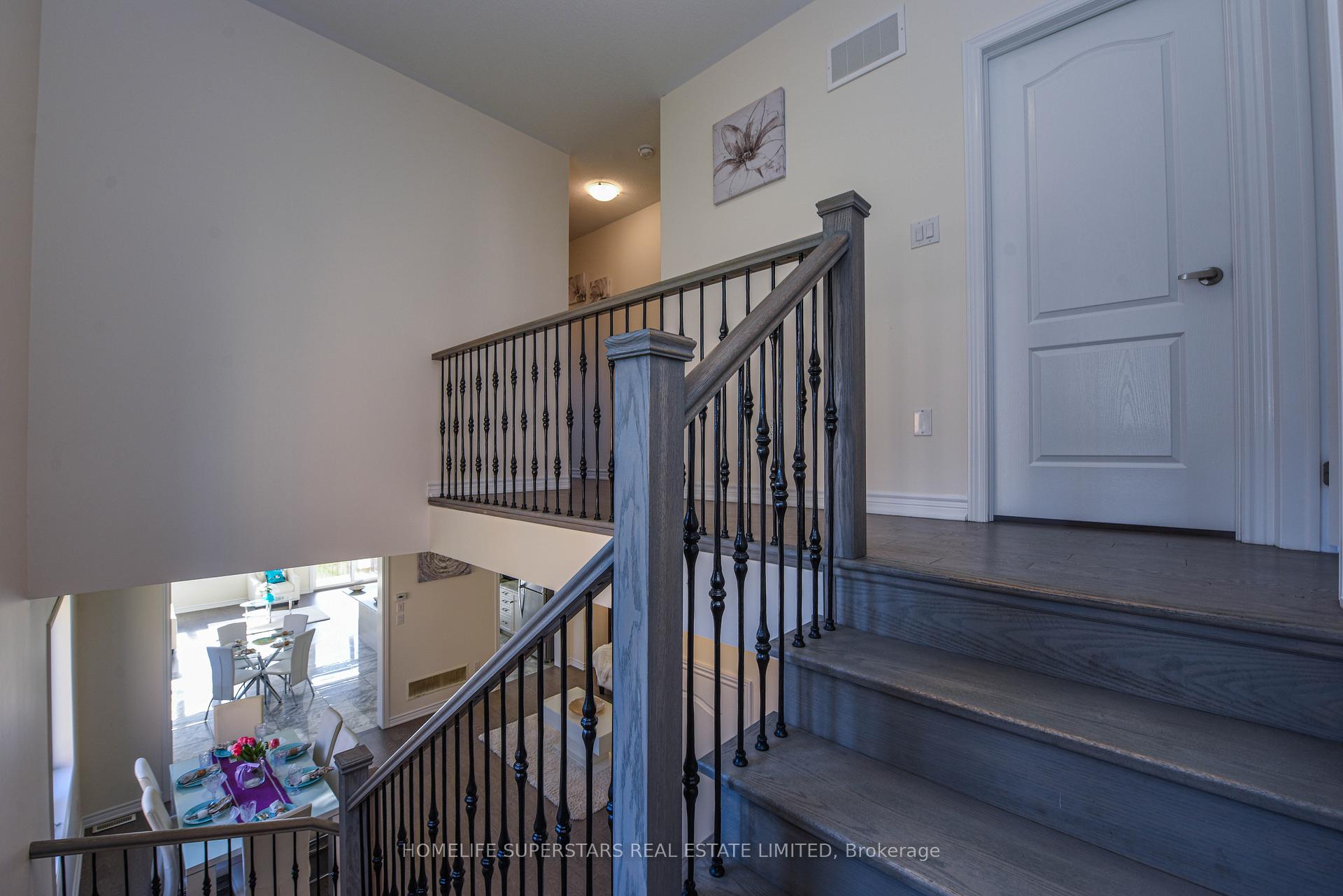 Photo 10 of 10 Hashmi Place, Brampton, Credit Valley — HOMEH