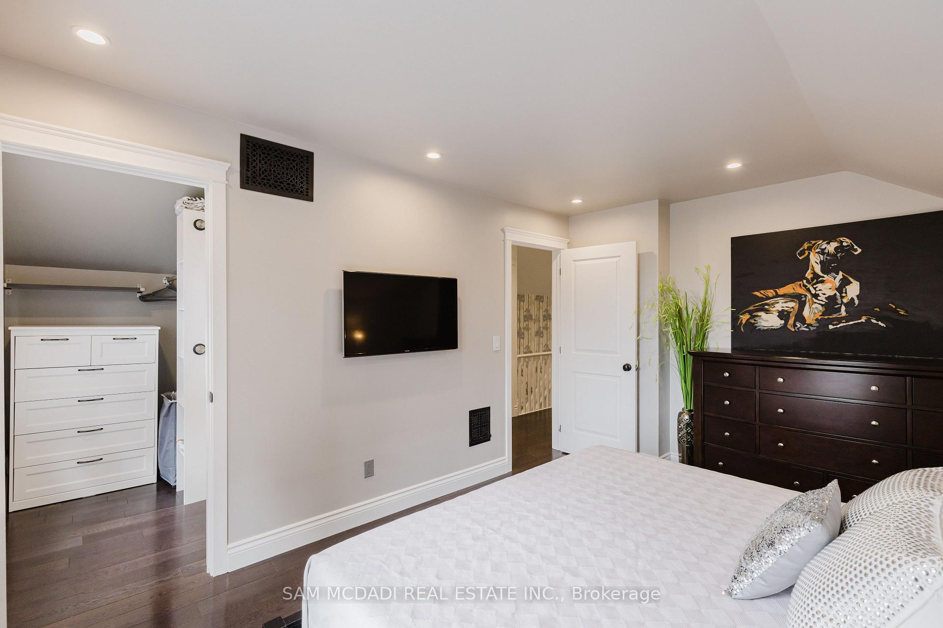 Photo 20 of 1225 Simcoe Street S, Oshawa, Farewell — HOMEH