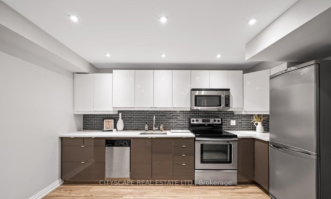 Photo 2 of Unit Bst, 67 Crimson Forest Drive, Vaughan, Patterson — HOMEH