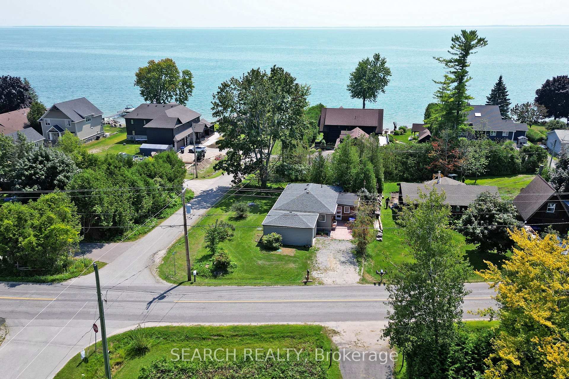 Front of 71 Lakeshore Road E