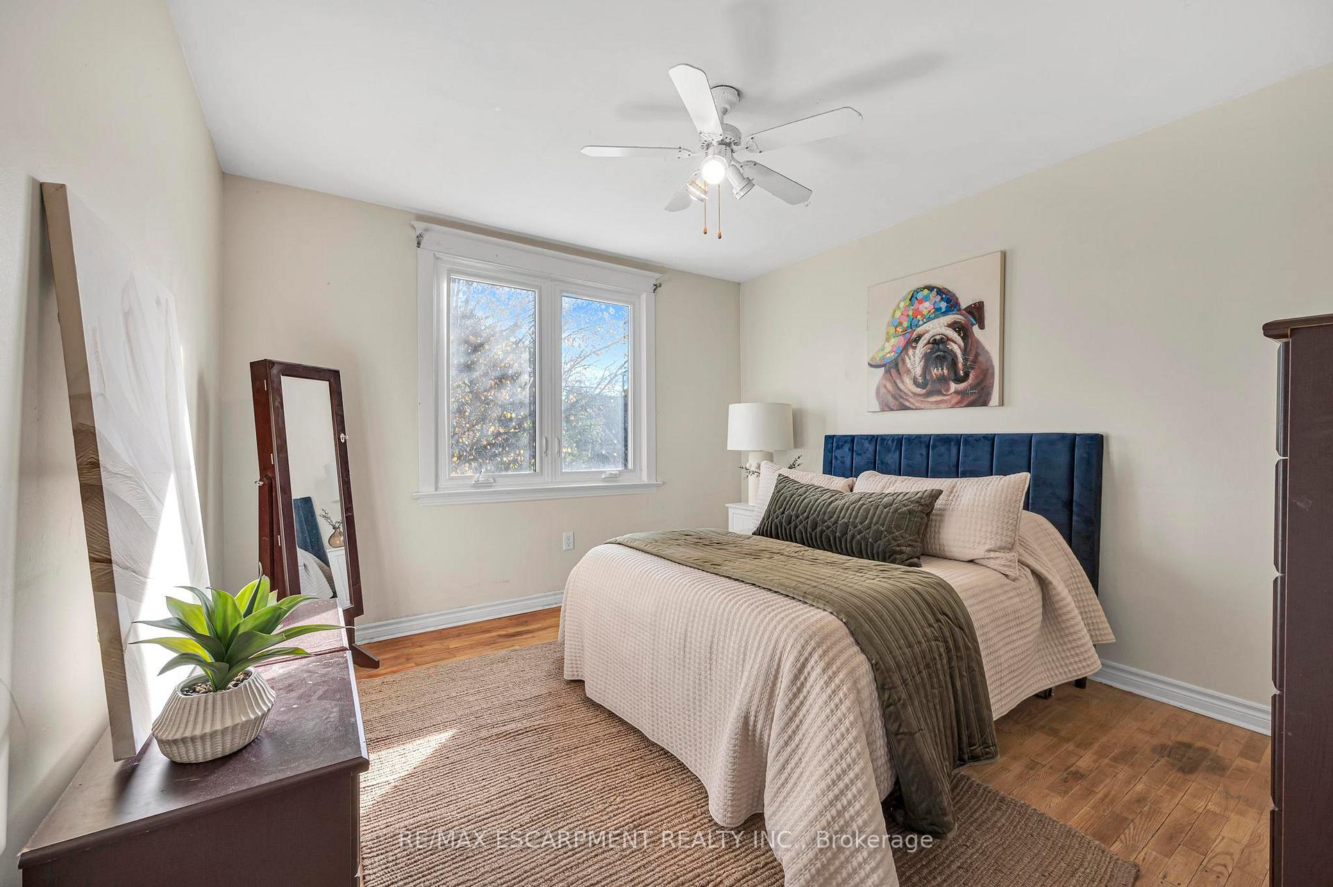Photo 6 of 274 Edgemont Street S, Hamilton, Delta — HOMEH