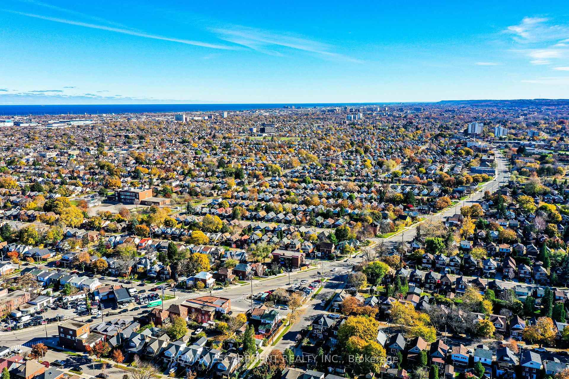Photo 25 of 274 Edgemont Street S, Hamilton, Delta — HOMEH