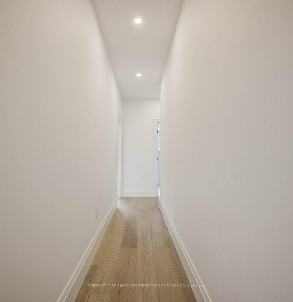 Photo 41 of 102 Dawson Street, Waterloo, Uptown Waterloo/Westmount — HOMEH