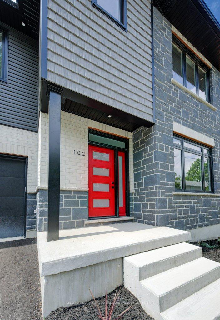 Photo 4 of 102 Dawson Street, Waterloo, Uptown Waterloo/Westmount — HOMEH