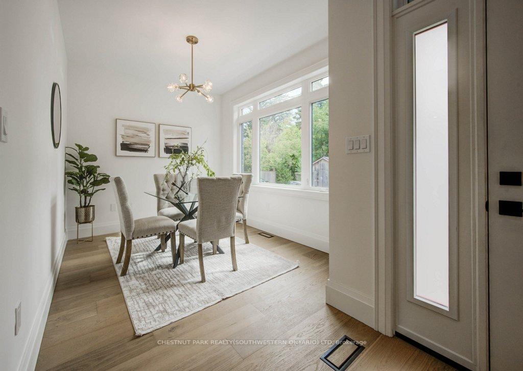 Photo 6 of 102 Dawson Street, Waterloo, Uptown Waterloo/Westmount — HOMEH