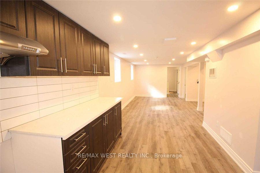 Photo 7 of Unit Bsmt, 53 Sutherland Avenue, Brampton, Madoc — HOMEH