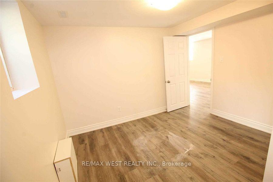 Photo 16 of Unit Bsmt, 53 Sutherland Avenue, Brampton, Madoc — HOMEH