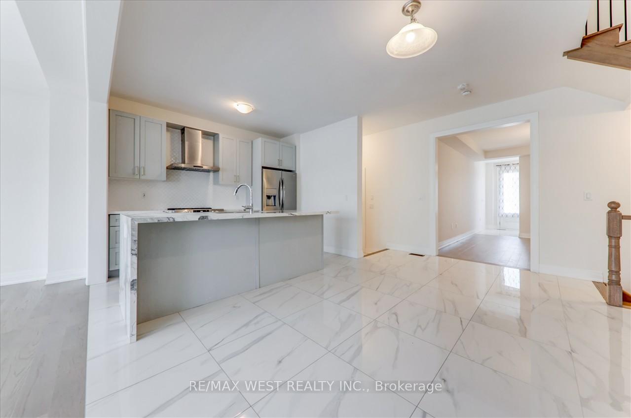 Photo 11 of 2696 Sapphire Drive, Pickering, Rural Pickering — HOMEH