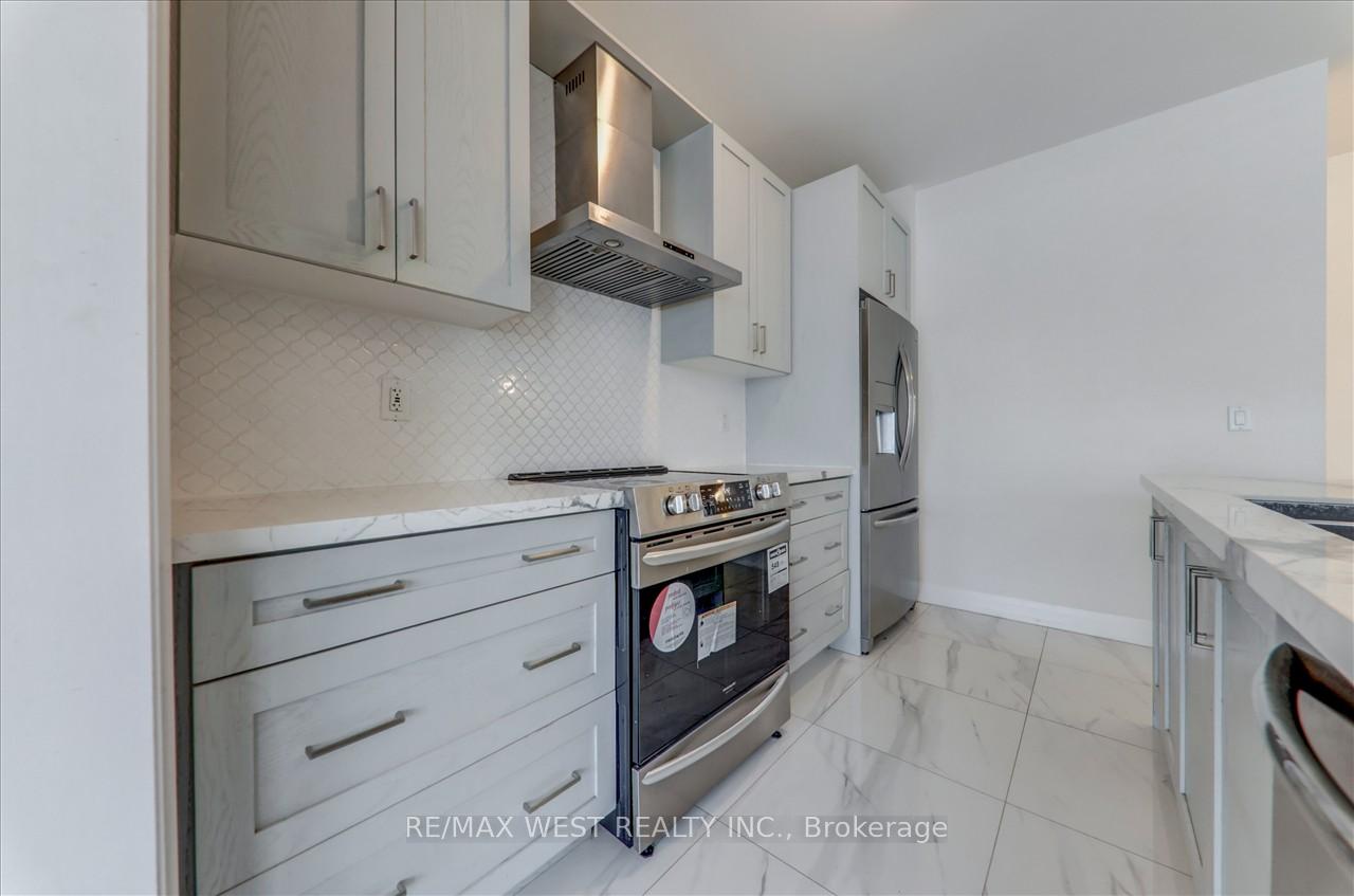 Photo 12 of 2696 Sapphire Drive, Pickering, Rural Pickering — HOMEH