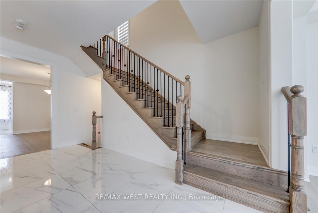 Photo 16 of 2696 Sapphire Drive, Pickering, Rural Pickering — HOMEH