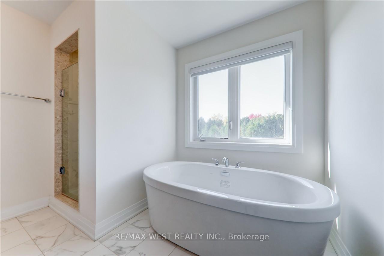 Photo 21 of 2696 Sapphire Drive, Pickering, Rural Pickering — HOMEH