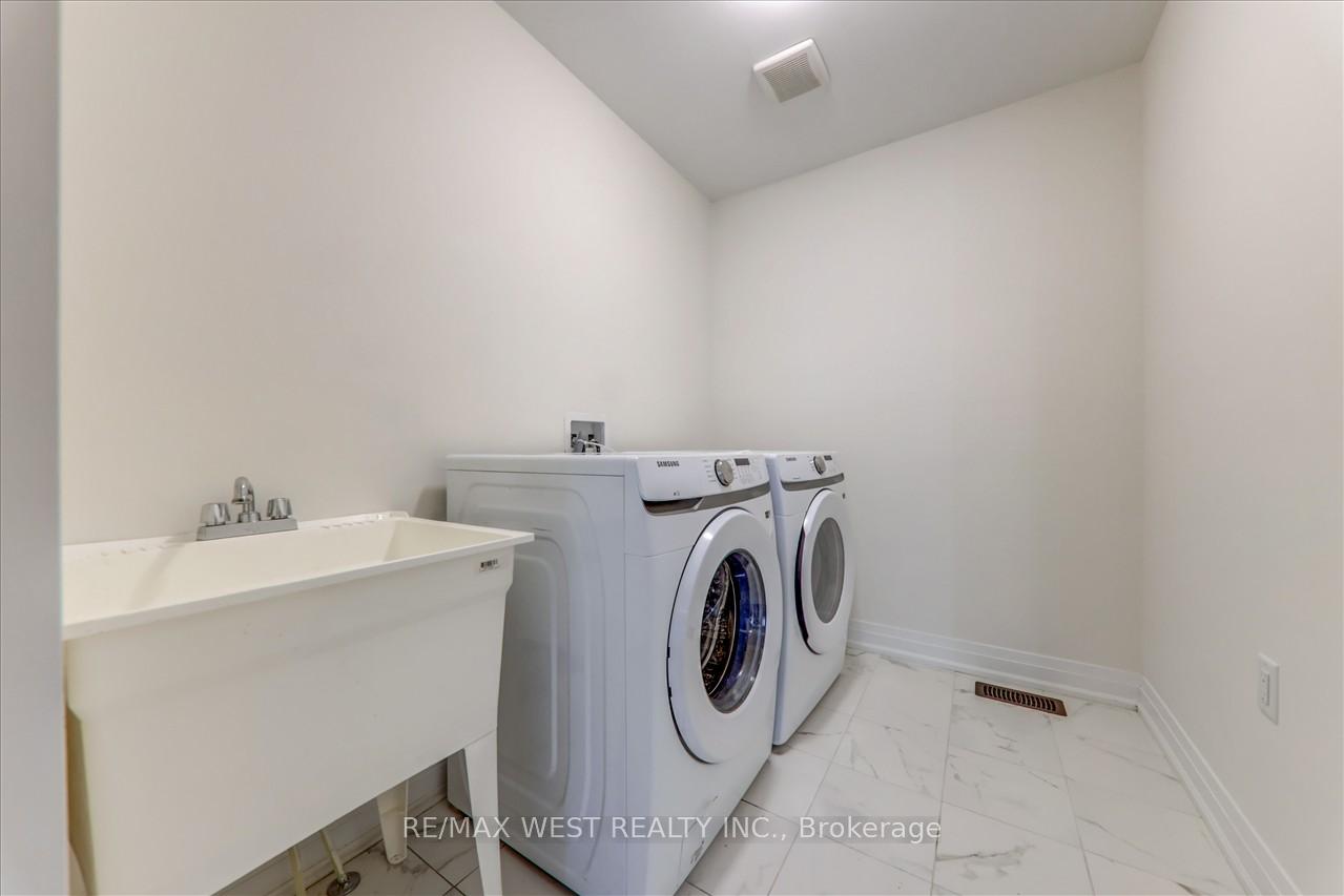 Photo 29 of 2696 Sapphire Drive, Pickering, Rural Pickering — HOMEH