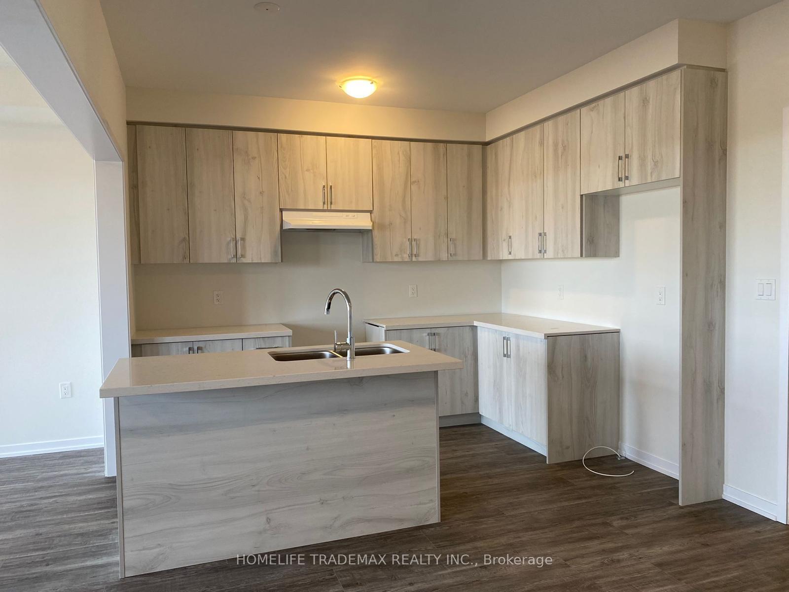 Photo 5 of 1539 Wheatcroft Drive, Oshawa, Taunton — HOMEH