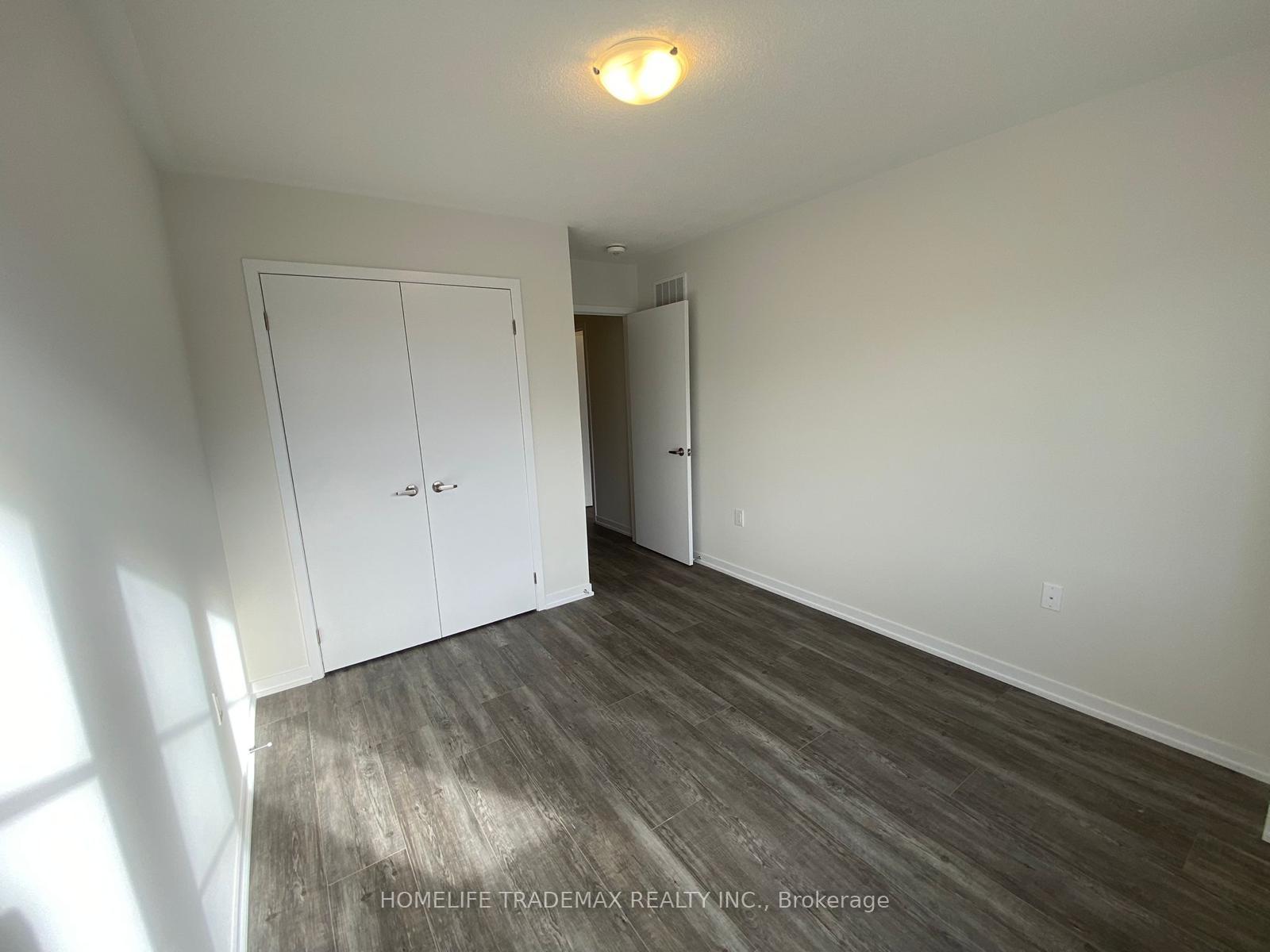 Photo 12 of 1539 Wheatcroft Drive, Oshawa, Taunton — HOMEH