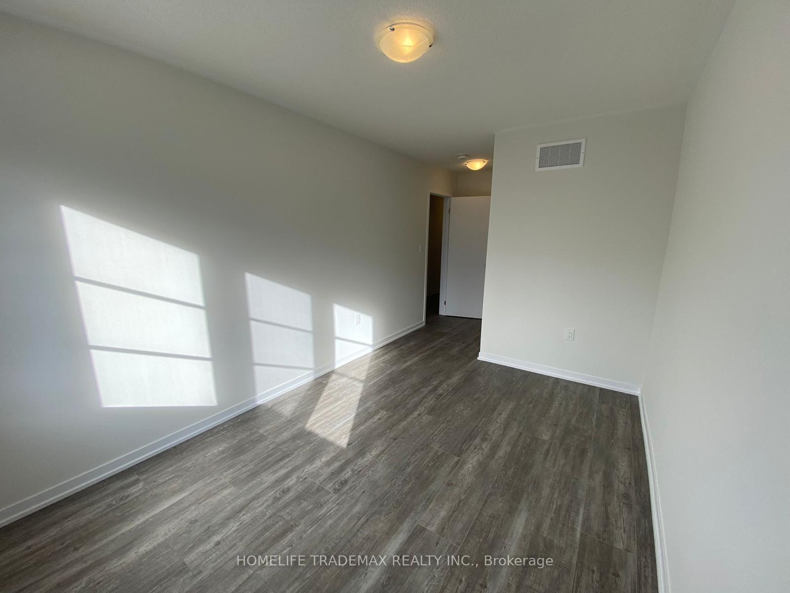 Photo 14 of 1539 Wheatcroft Drive, Oshawa, Taunton — HOMEH